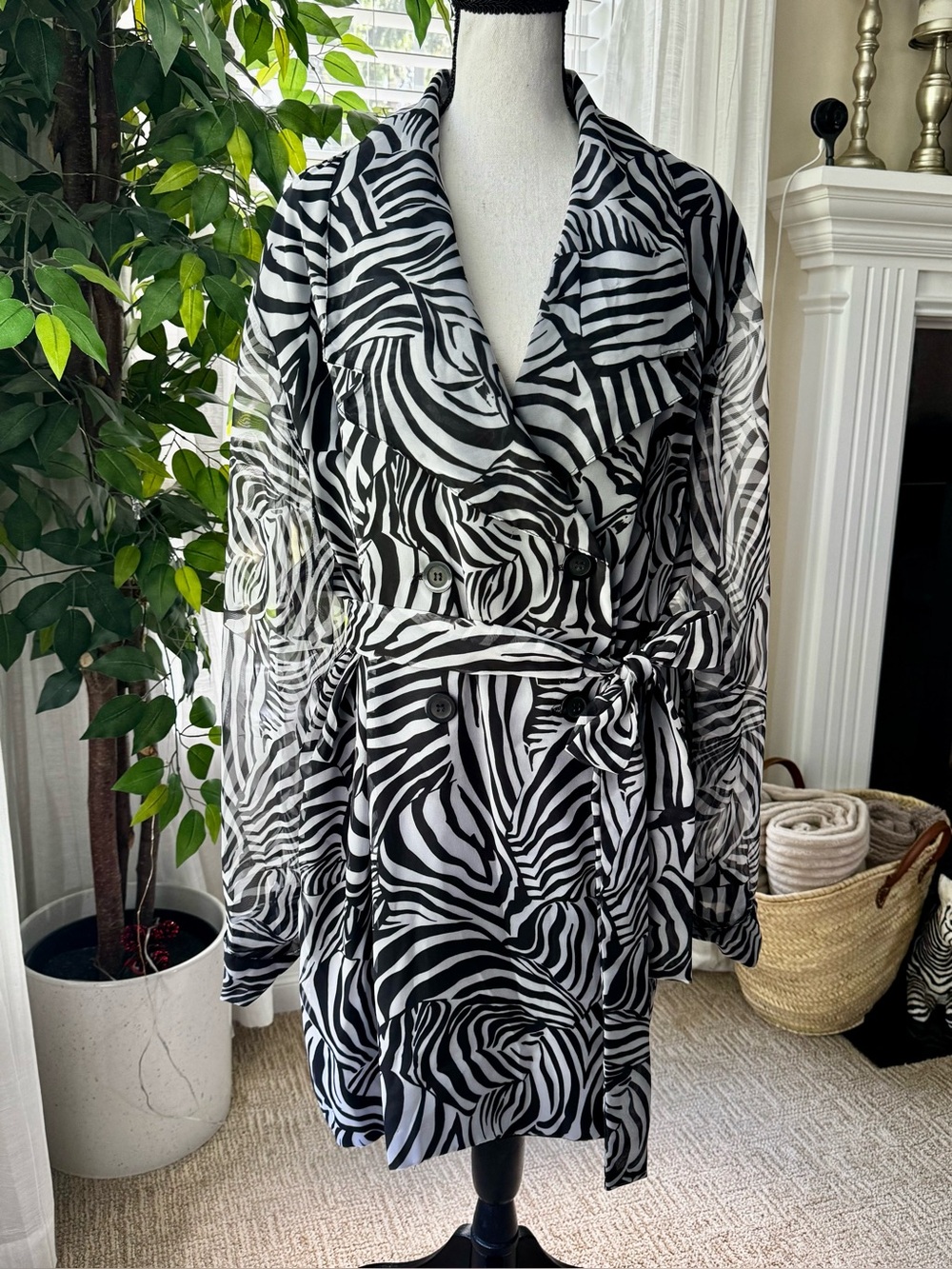 VTG Ashley Stewart zebra print double breasted trench 22 chiffon sleeves Y2K
